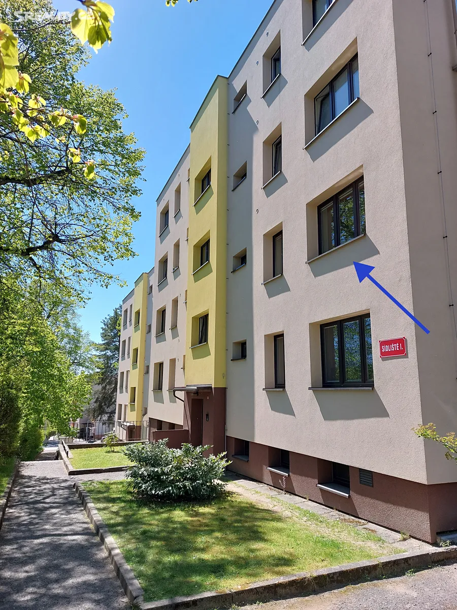 Pronájem bytu 3+1 73 m², Kamenice