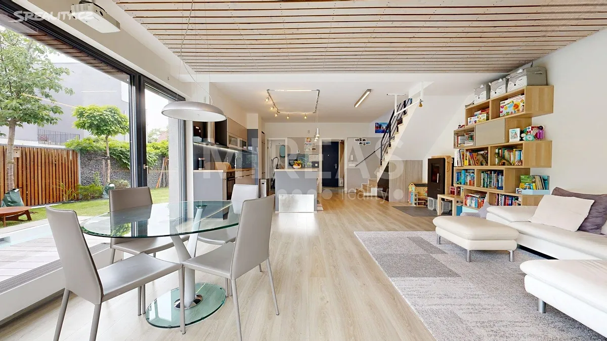 Prodej rodinného domu 120 m², pozemek 208 m² - View 3