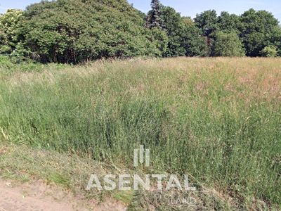 Prodej komerčního pozemku 1829 m²