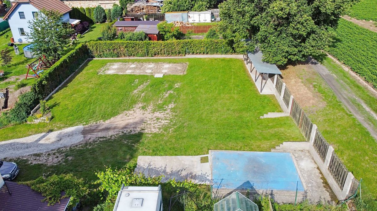 Prodej stavebního pozemku 1209 m² – fotografie 4
