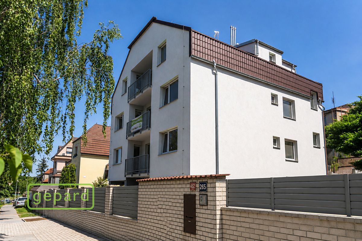 Prodej bytu 6 pokojů a více 160 m²