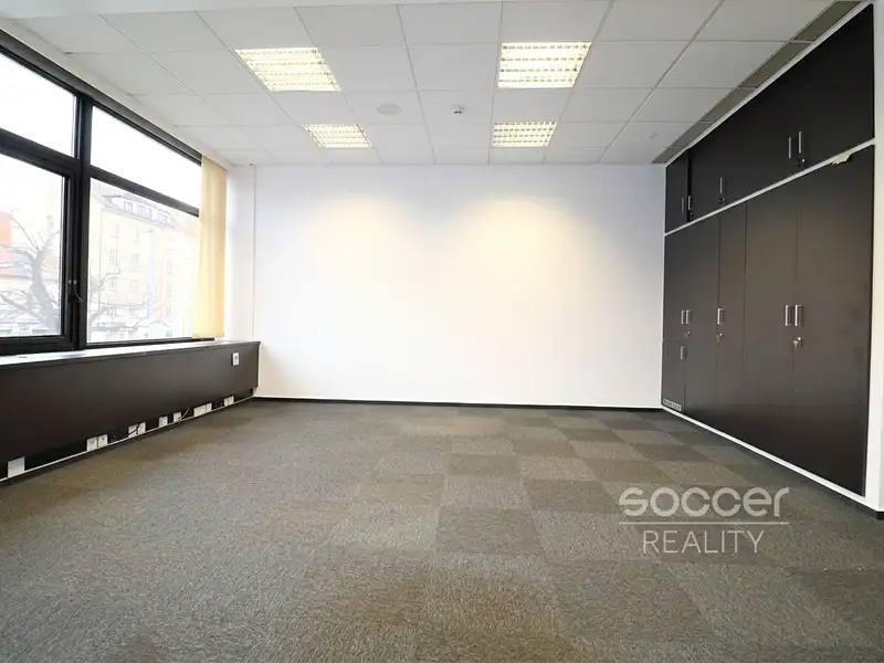 Pronájem kanceláře 35 m², Praha – náhled fotky 2