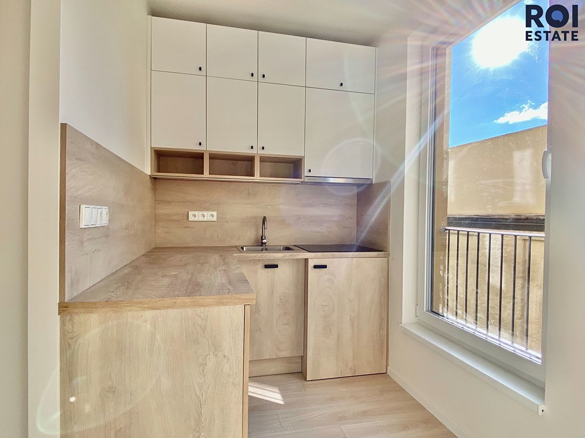 Pronájem bytu 1+kk 28 m²
