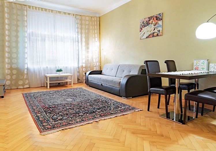 Pronájem bytu 4+kk 150 m²