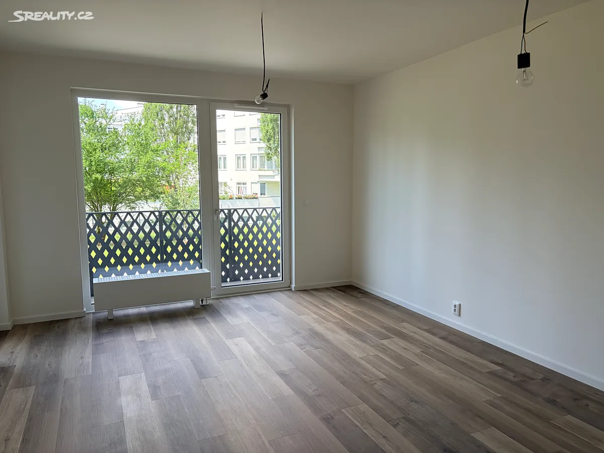 Prodej bytu 2+kk 47 m², Divíškové
