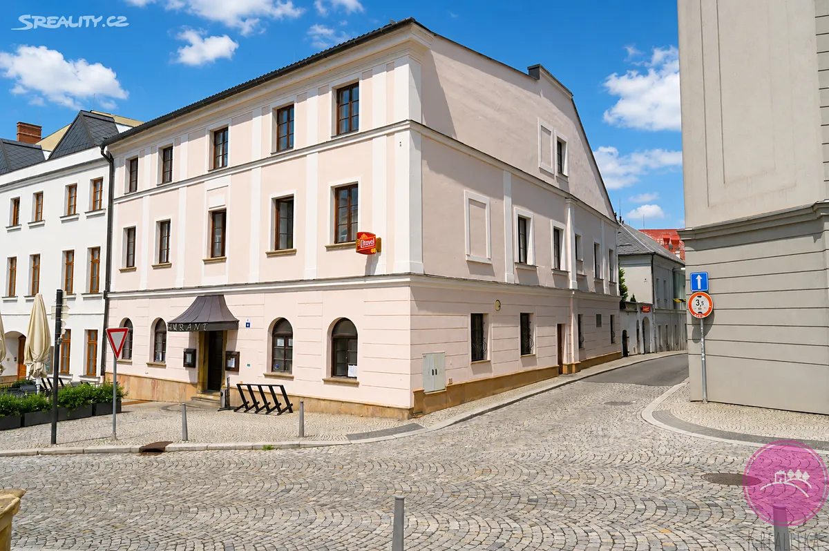 Prodej bytu 2+kk 85 m², Horní náměstí