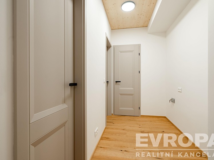 Prodej bytu 4+kk, 86 m² (11 z 25)