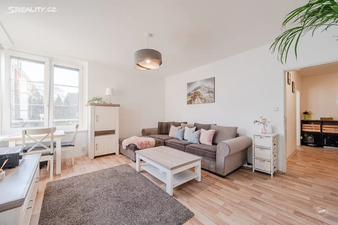Pronájem bytu 2+kk 55 m², Praha