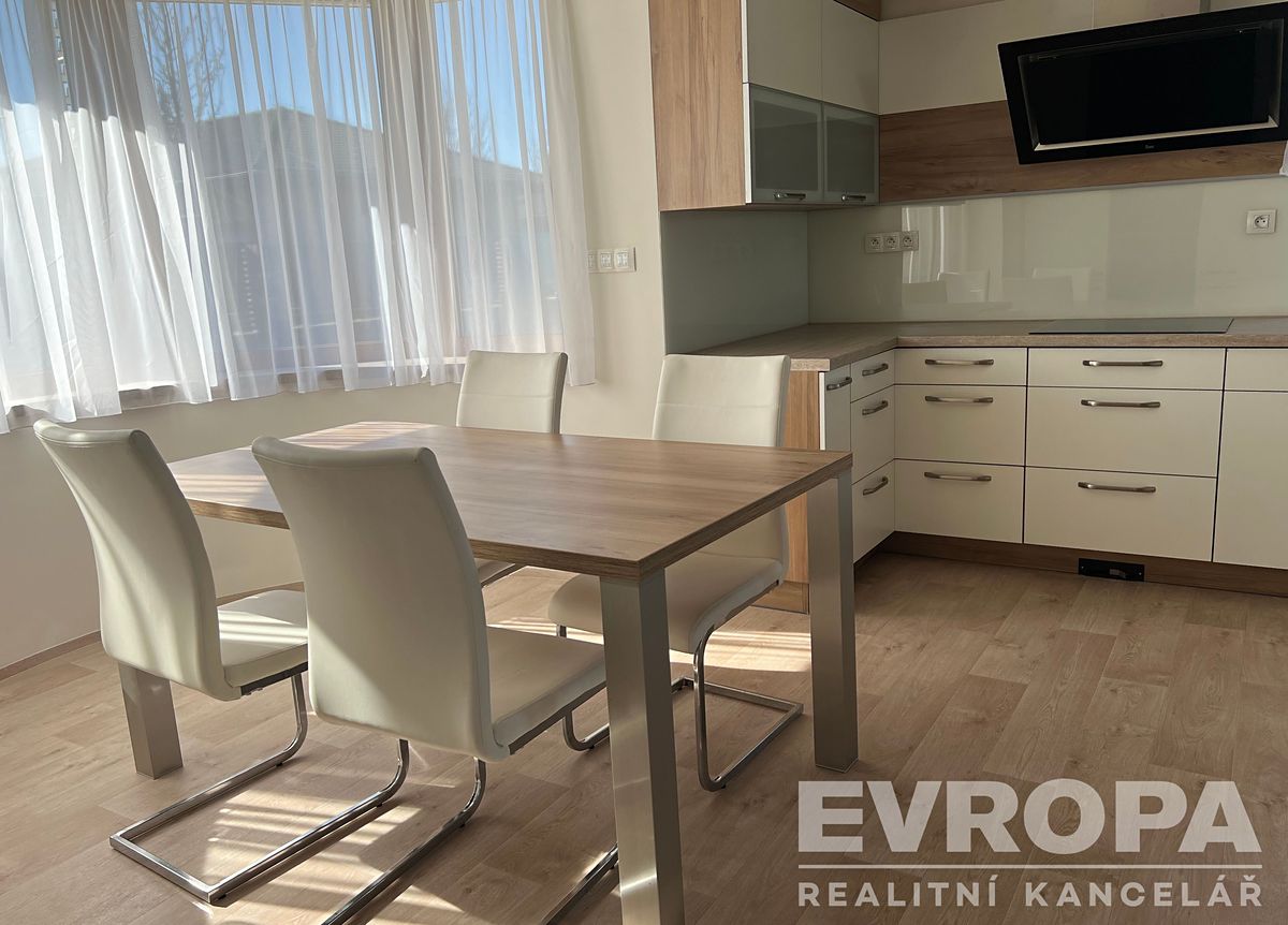 Pronájem rodinného domu 113 m², pozemek 620 m²