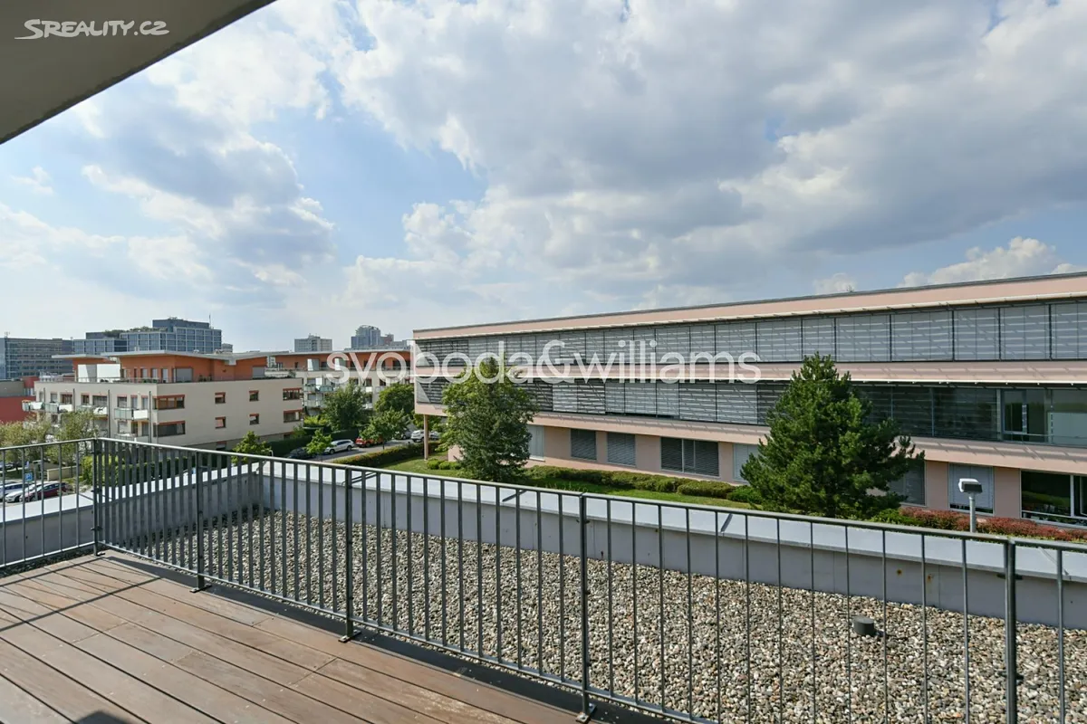 Pronájem rodinného domu 259 m², pozemek 424 m² – pohled 3