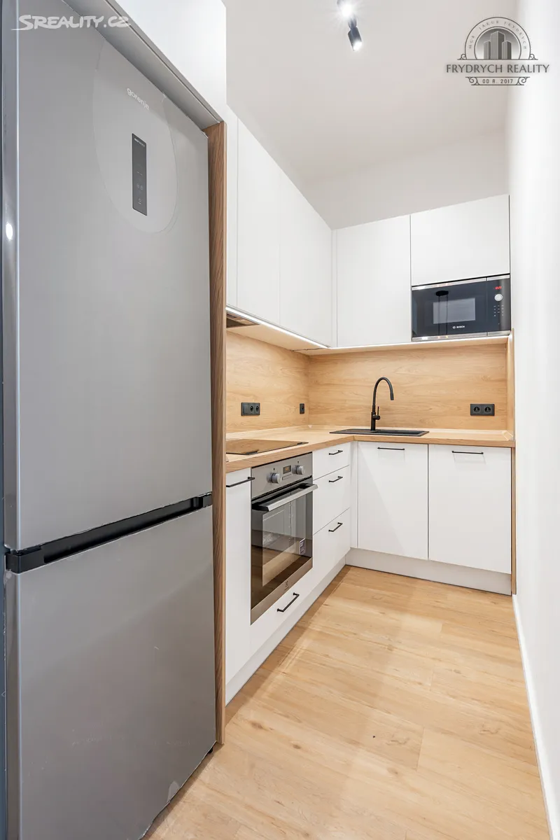 Pronájem bytu 2+kk 51 m² – pohled 6