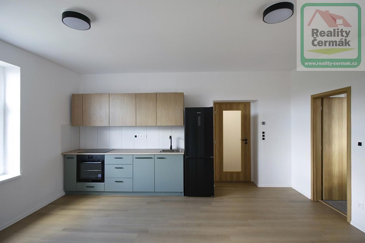 Pronájem bytu 3+kk 60 m²