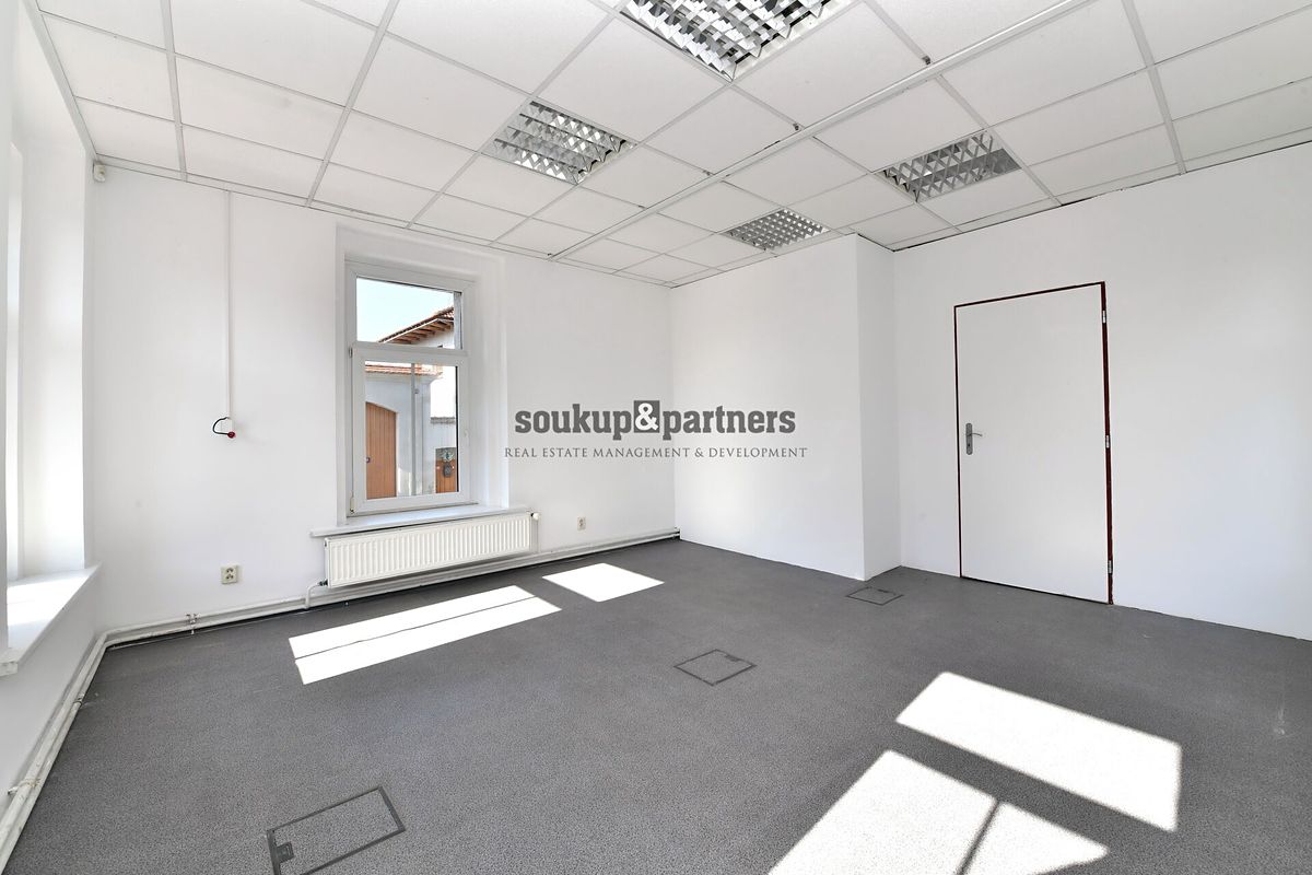 Prodej rodinného domu 250 m², pozemek 351 m² – fotografie 5