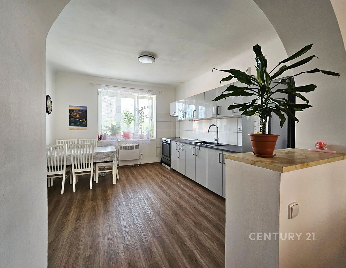 Prodej komerční nemovitosti 472 m²