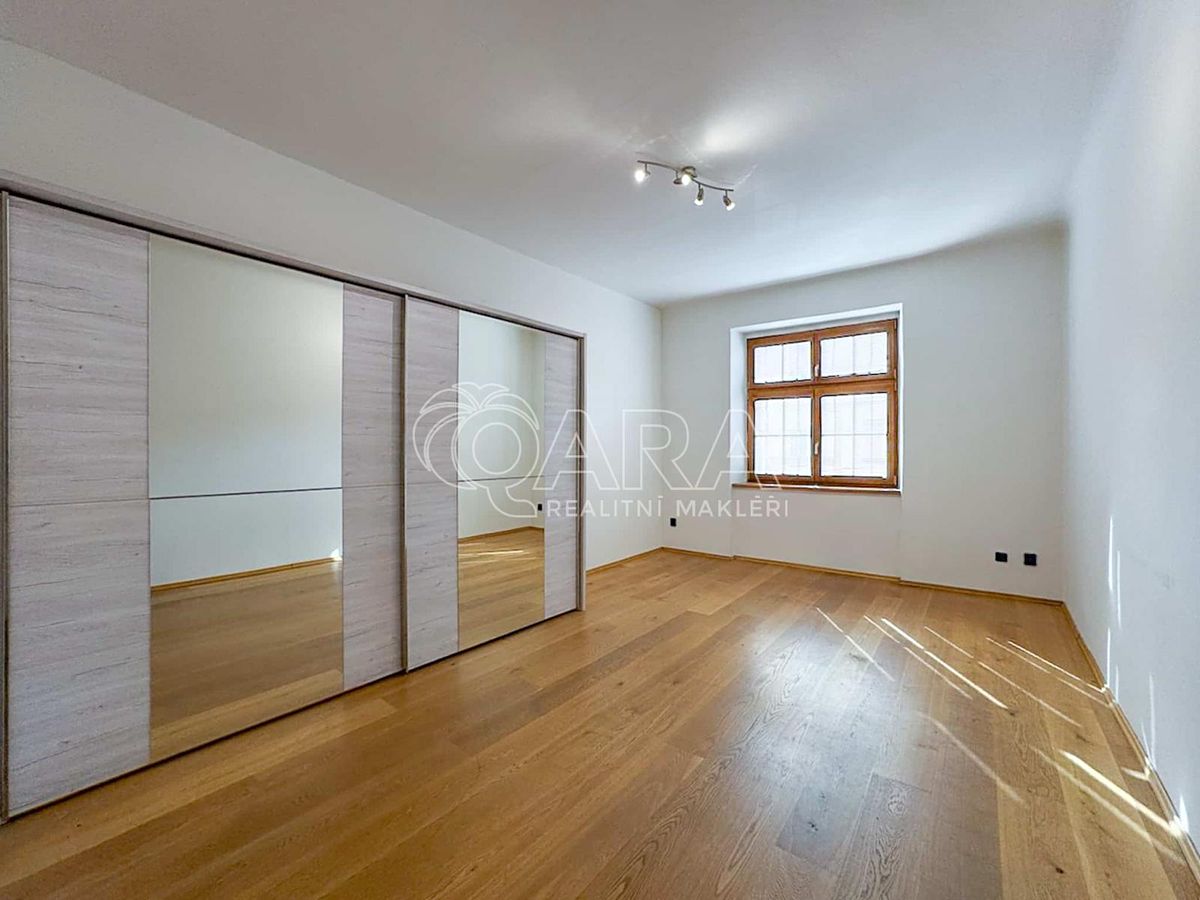 Pronájem bytu 2+kk 48 m²