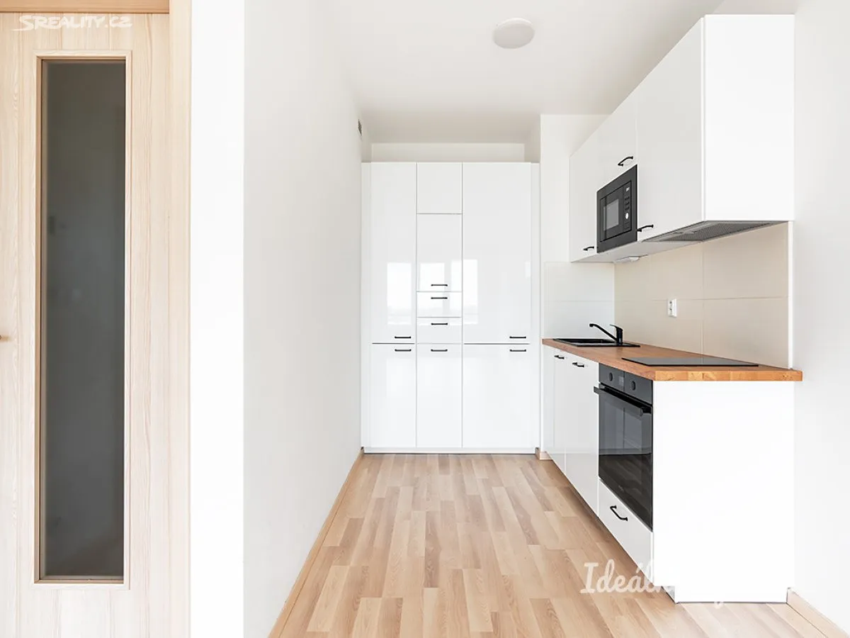 Pronájem bytu 2+kk 51 m², Praha