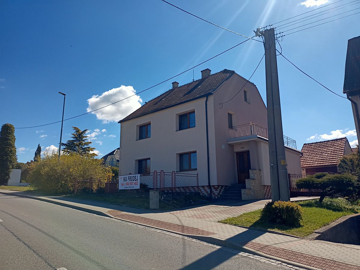 Prodej rodinného domu 190 m², pozemek 1652 m² – fotografie 5