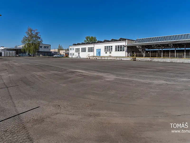 Pronájem skladového prostoru 1144 m², Hradec Králové – náhled fotky 2