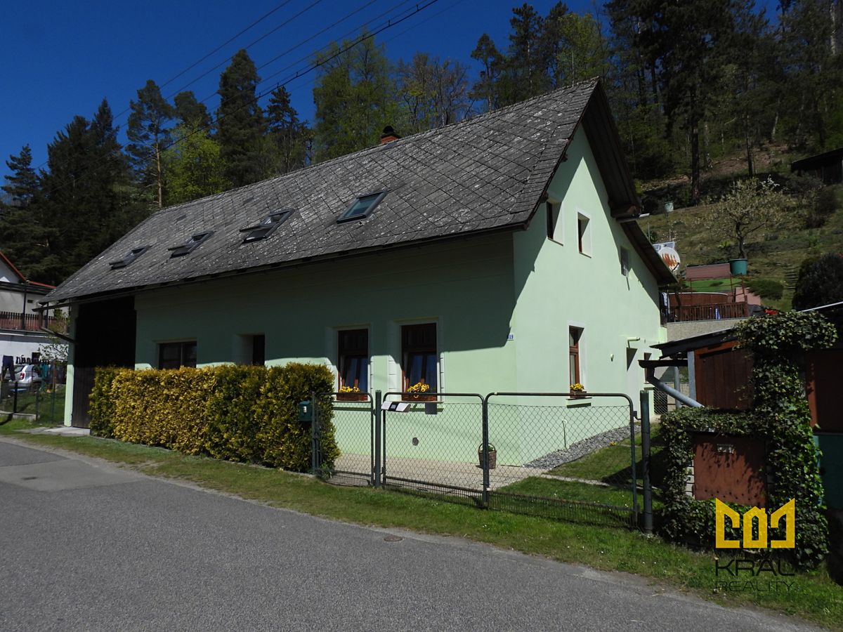 Prodej rodinného domu 178 m², pozemek 1728 m² – fotografie 3