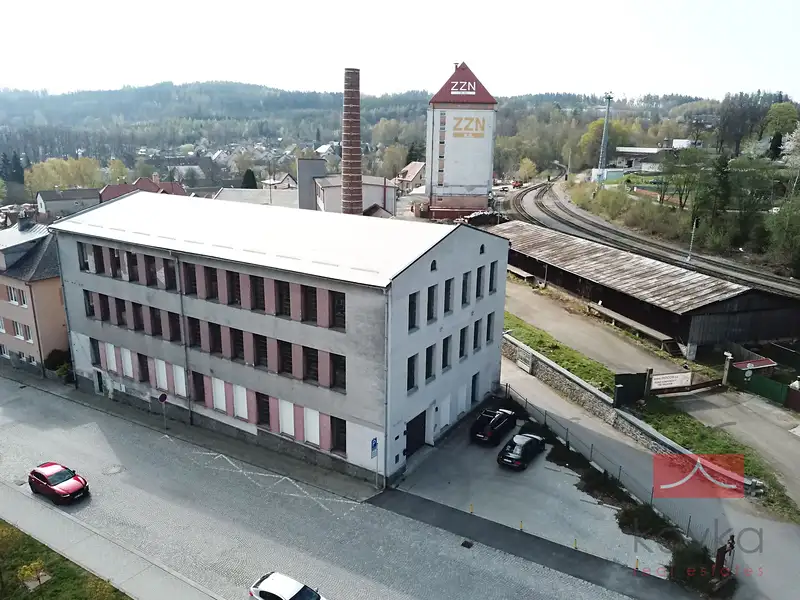 Prodej komerční nemovitosti 1924 m², Humpolec – náhled fotky 2