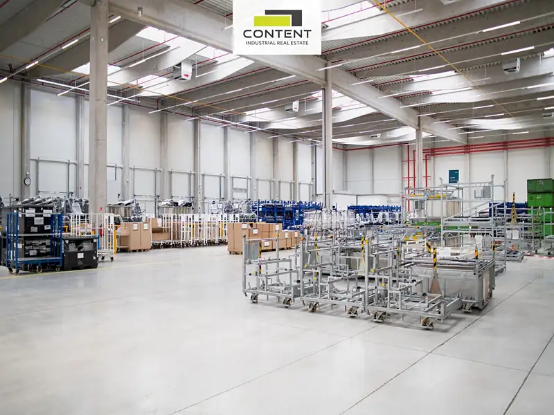 Pronájem skladového prostoru 7066 m², Zákupy – náhled fotky 2