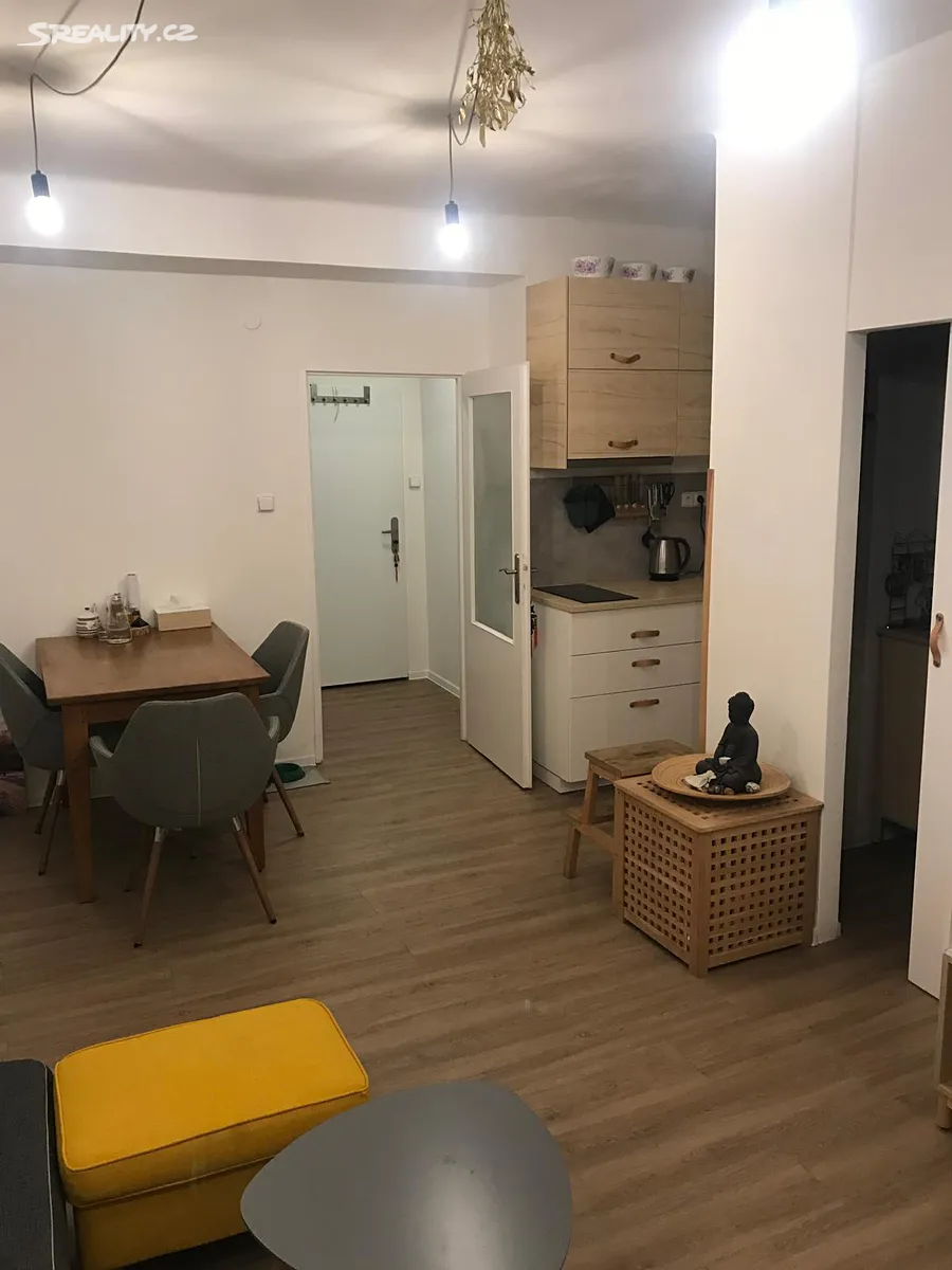 Prodej bytu 2+kk 45 m² – pohled 3
