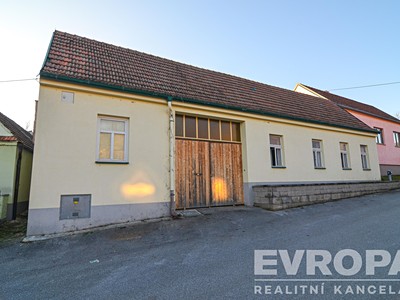 Prodej  rodinného domu 120 m², pozemek 327 m²