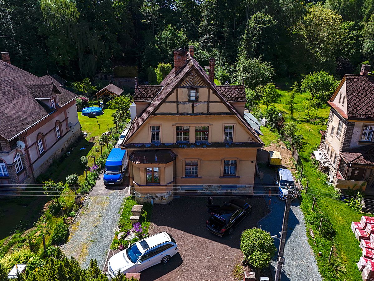Prodej vily 410 m², pozemek 2801 m²