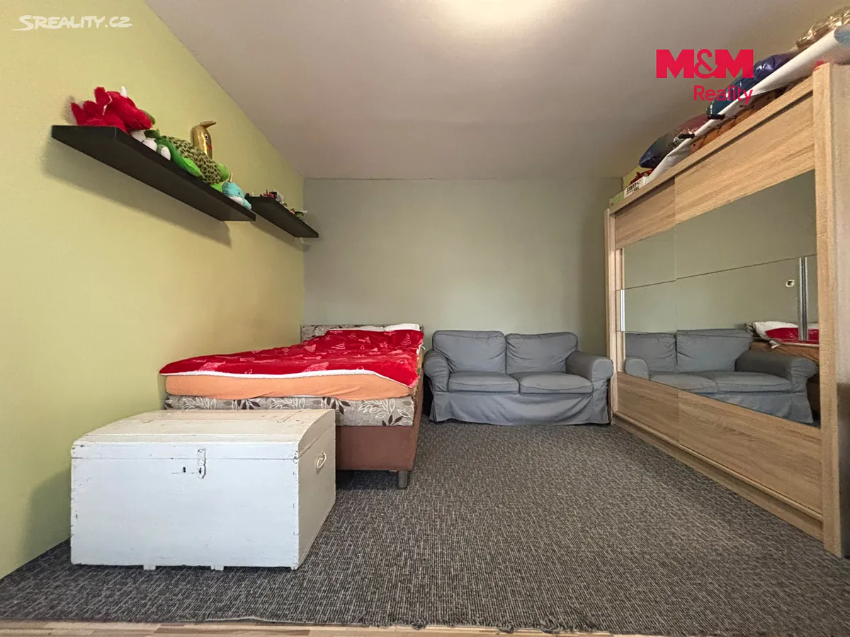 Prodej rodinného domu 210 m², pozemek 598 m² – pohled 6