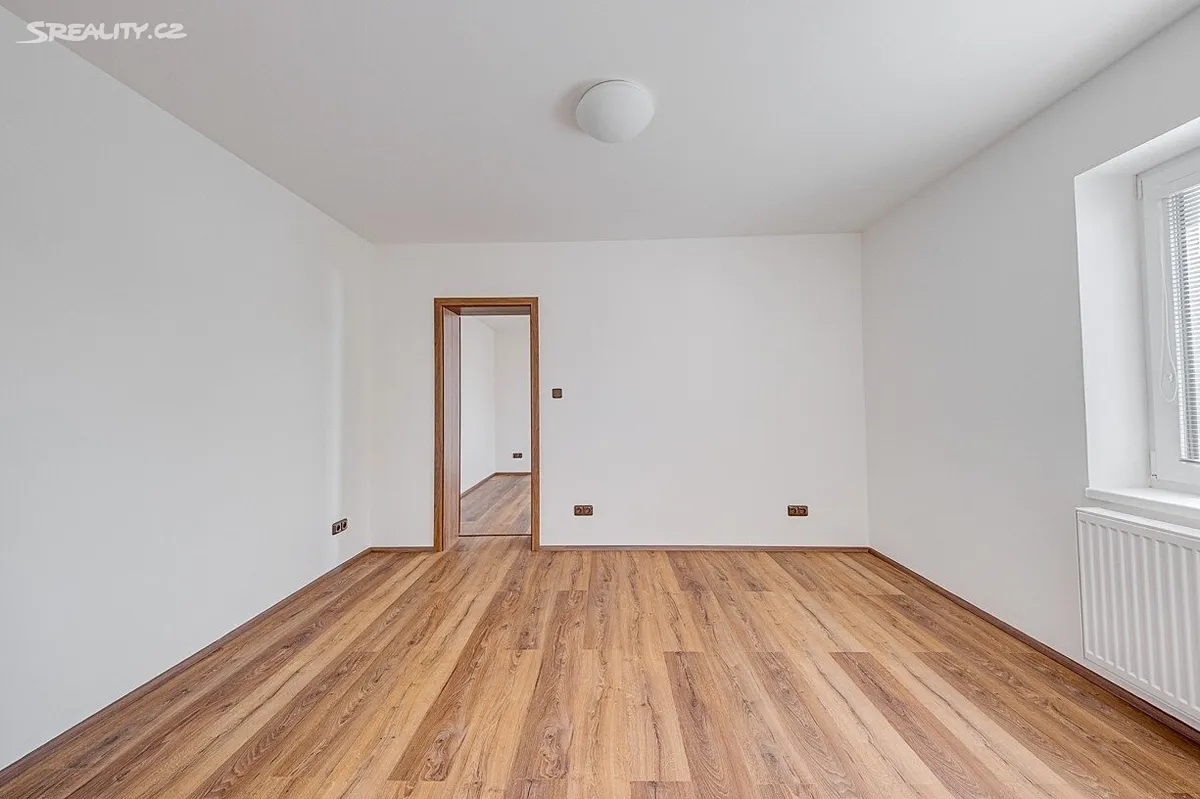 Prodej bytu 4+kk 94 m² – pohled 5