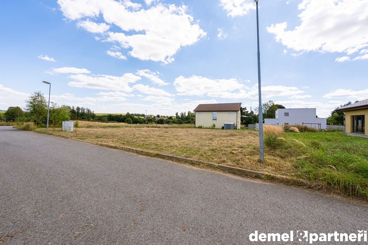 Prodej stavebního pozemku 640 m²