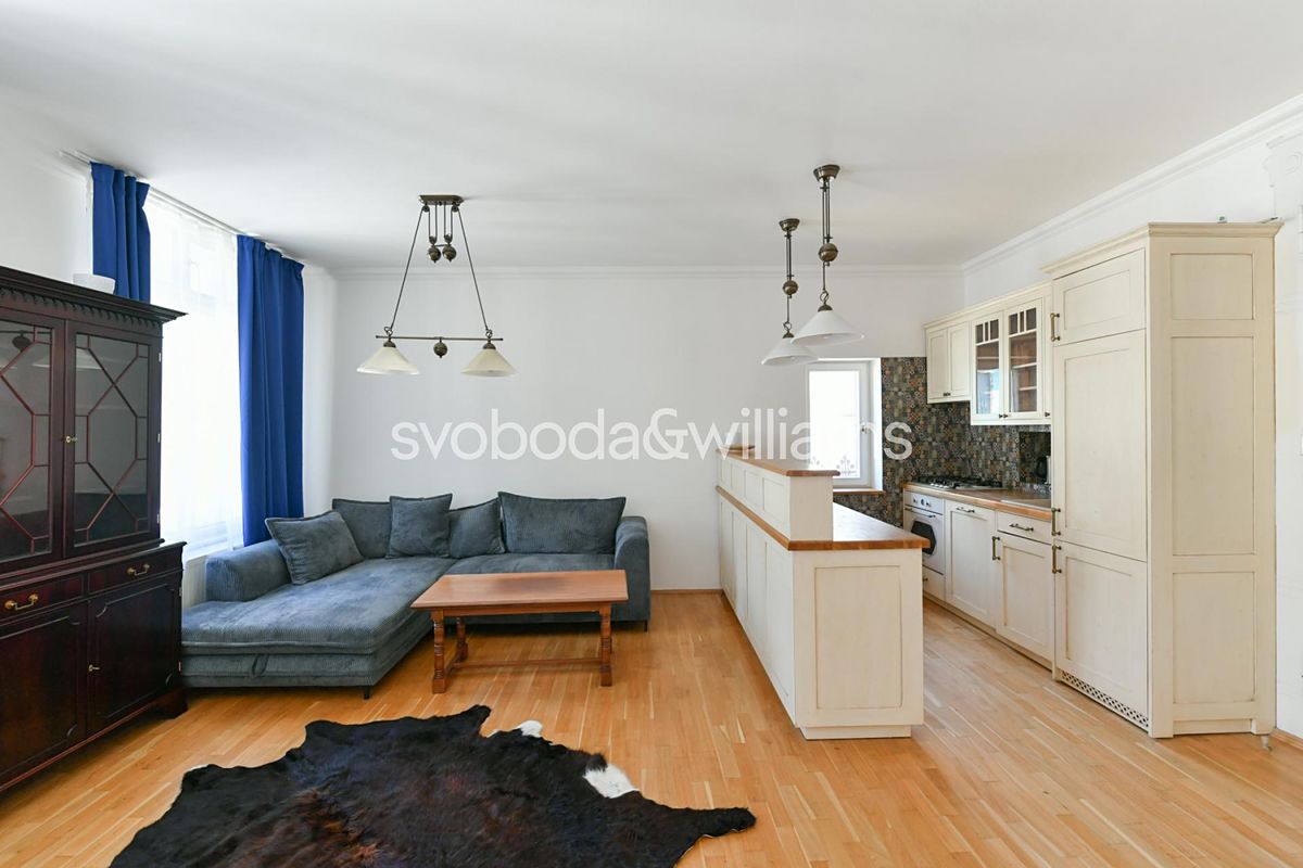 Pronájem bytu 3+kk 87 m²