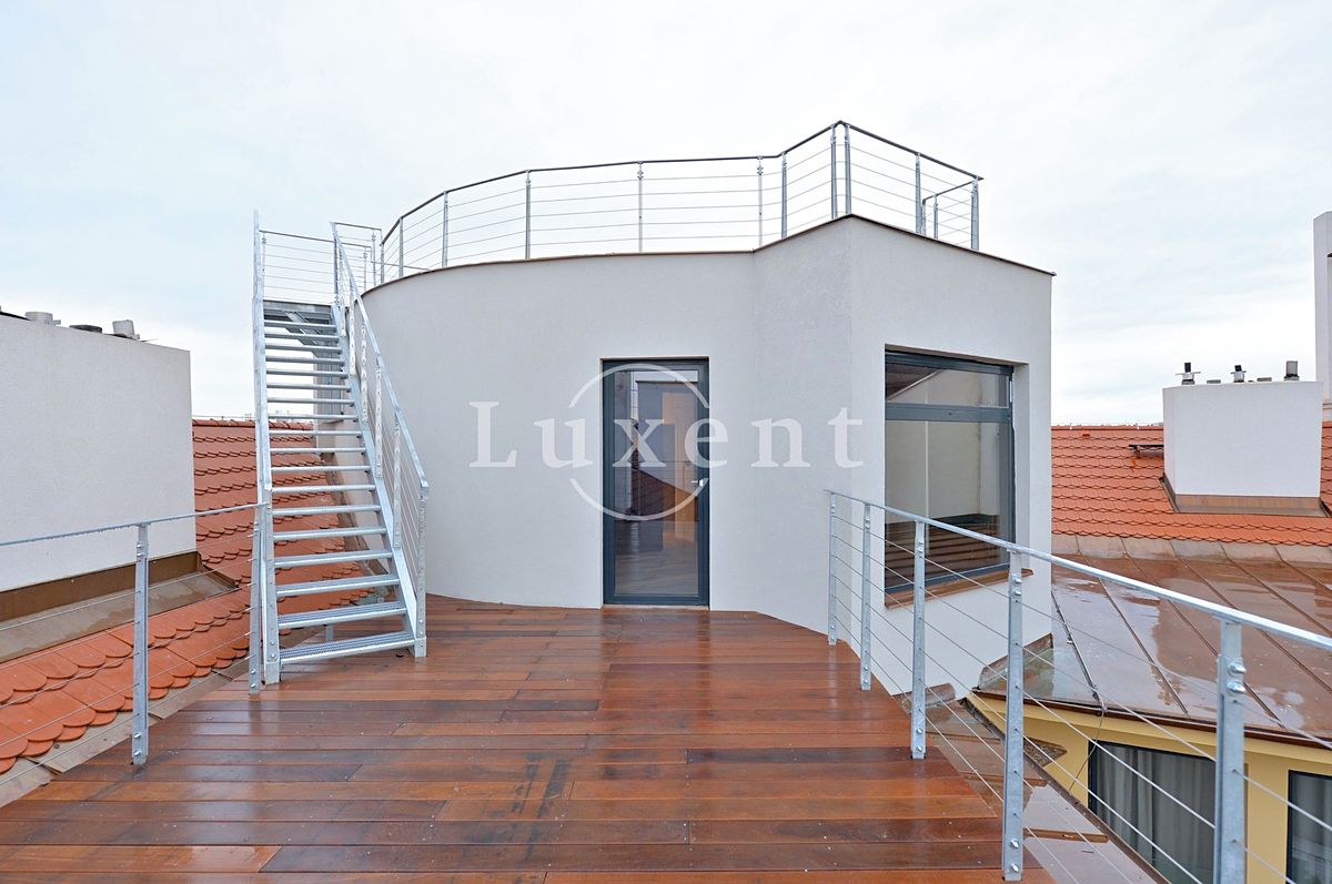 Pronájem bytu 2+kk 60 m² – fotografie 4