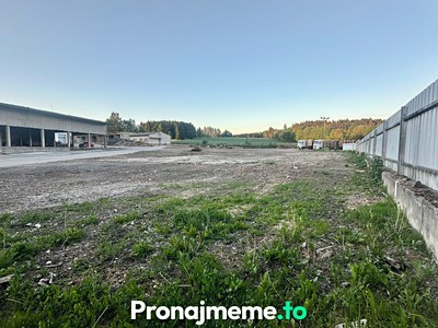 Pronájem  komerčního pozemku 2 700 m²