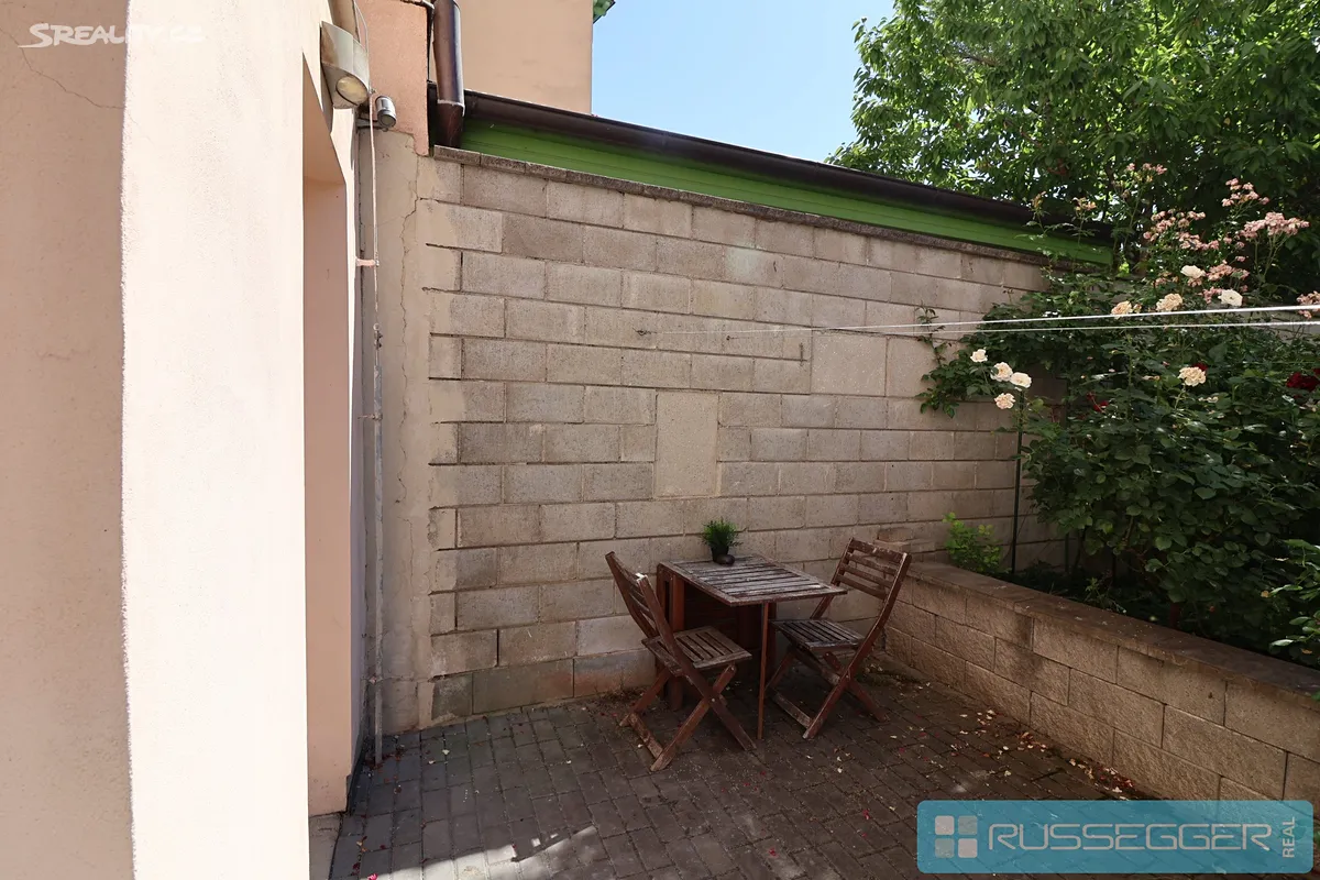 Pronájem bytu 1+kk 25 m² – pohled 3