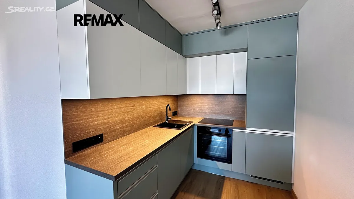 Pronájem bytu 2+kk 43 m², Praha