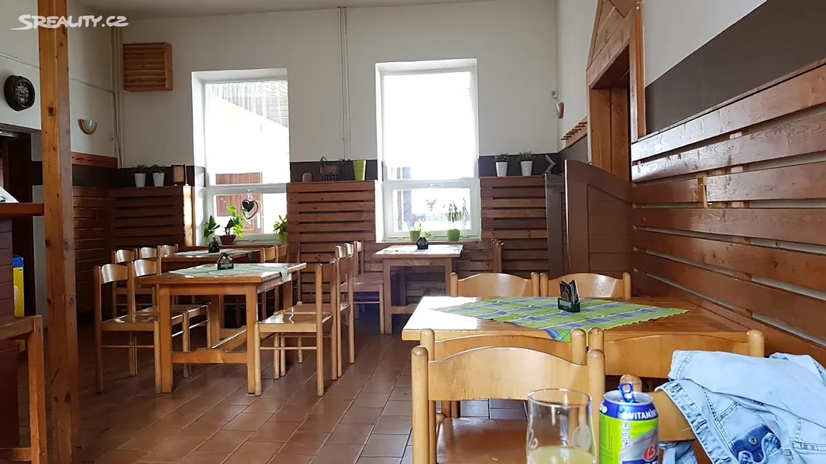 Pronájem restaurace 400 m² – pohled 3