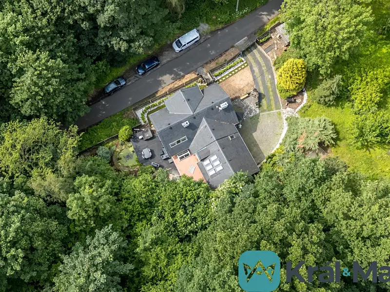 Prodej rodinného domu 265 m², pozemek 1373 m², Chuderov – náhled fotky 3