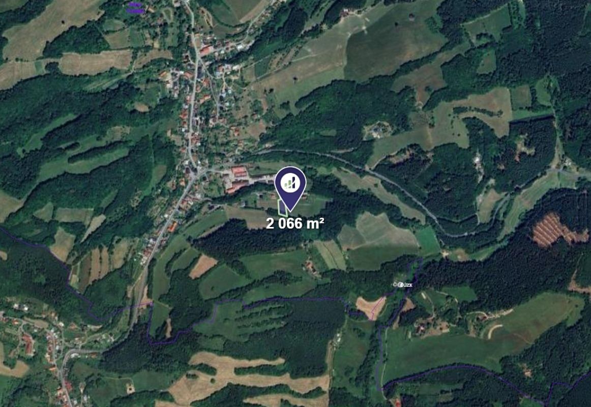 Prodej stavebního pozemku 2066 m² – fotografie 2