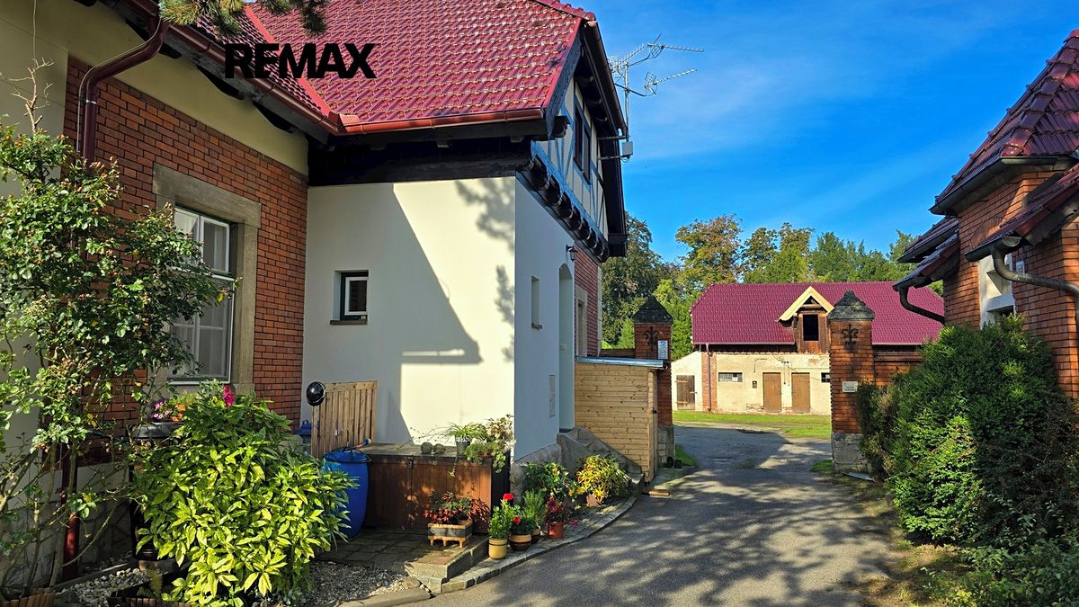 Prodej rodinného domu 164 m², pozemek 175 m² – fotografie 4