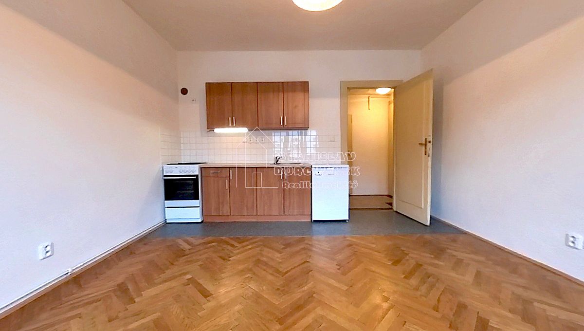 Pronájem bytu 1+kk 23 m²
