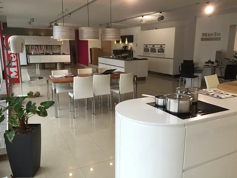 Pronájem obchodního prostoru 170 m², Praha – náhled fotky 2