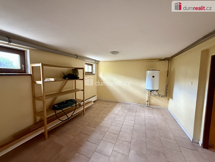 Комерційне приміщення на продаж, 390 м² (18 з 32)