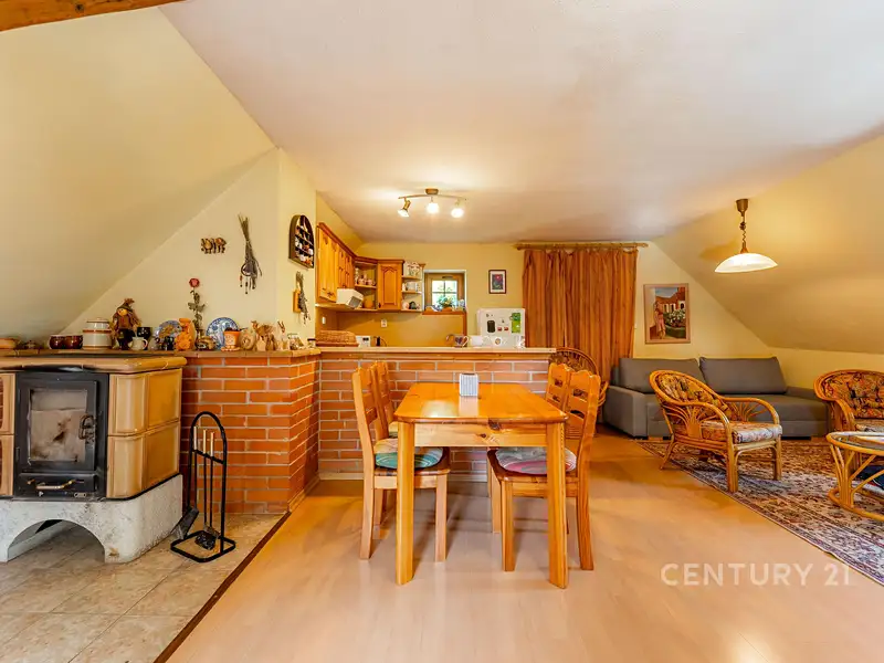 Prodej rodinného domu 155 m², pozemek 1723 m², Jesenice – náhled fotky 3