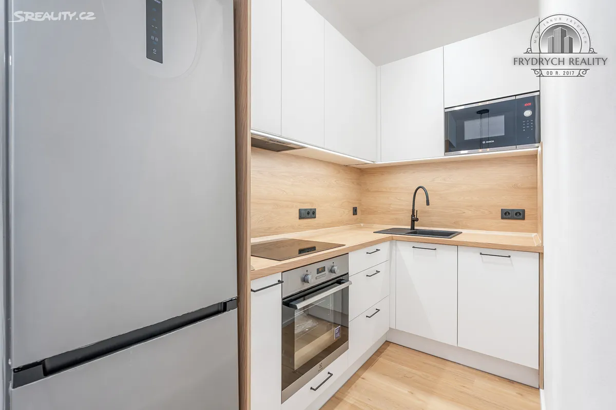 Pronájem bytu 2+kk 51 m² – pohled 5