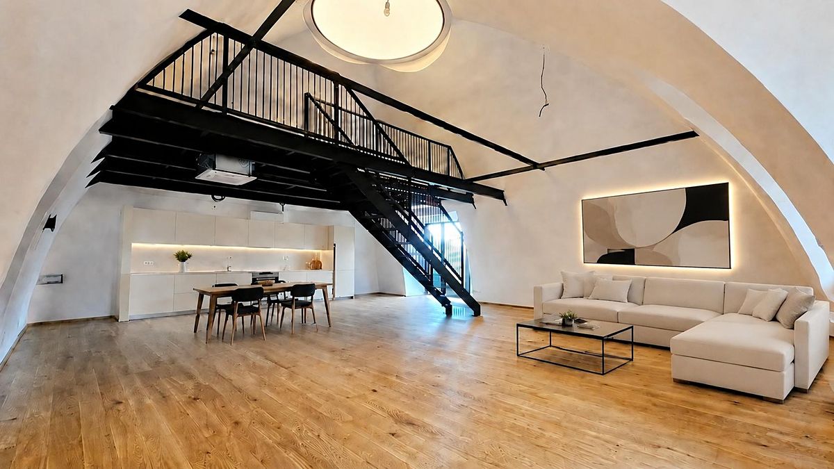 Pronájem bytu 2+kk 107 m² (Loft)