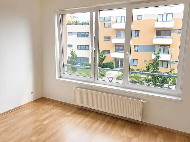 Prodej bytu 2+kk 54 m², Praha – náhled fotky 2