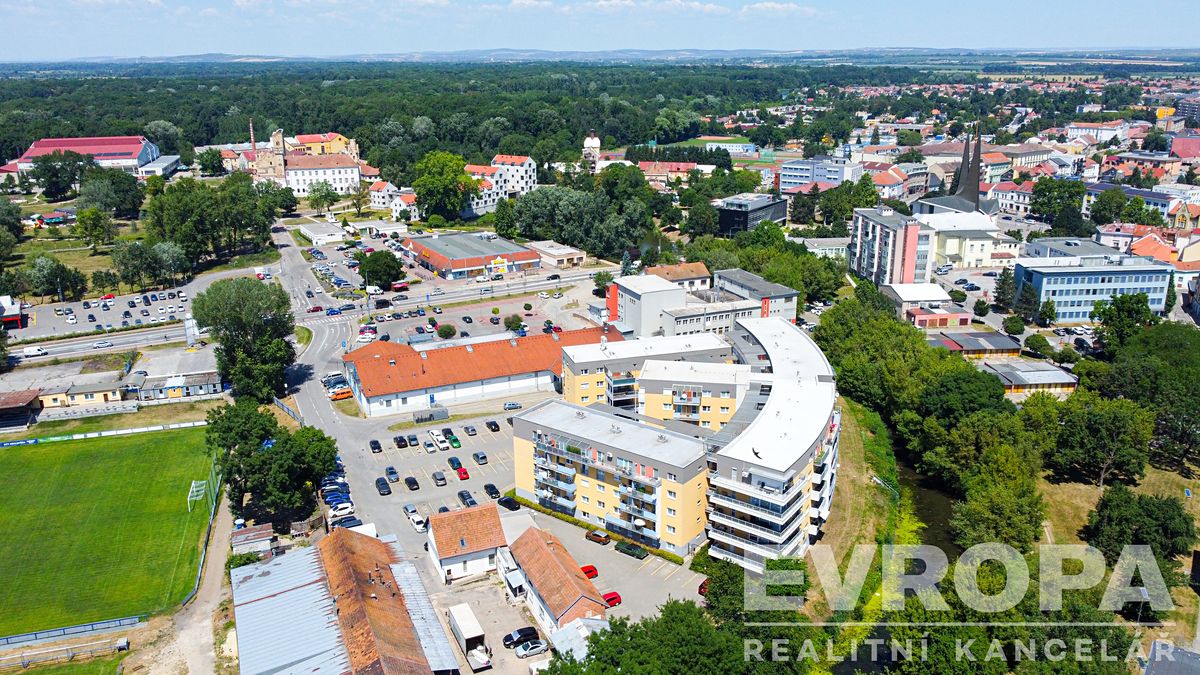 Prodej bytu 4+kk 104 m² – fotografie 4