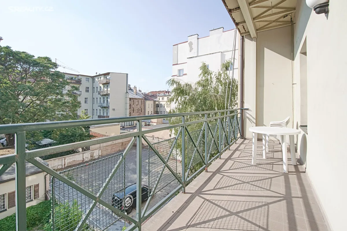 Pronájem bytu 3+kk 128 m² – další