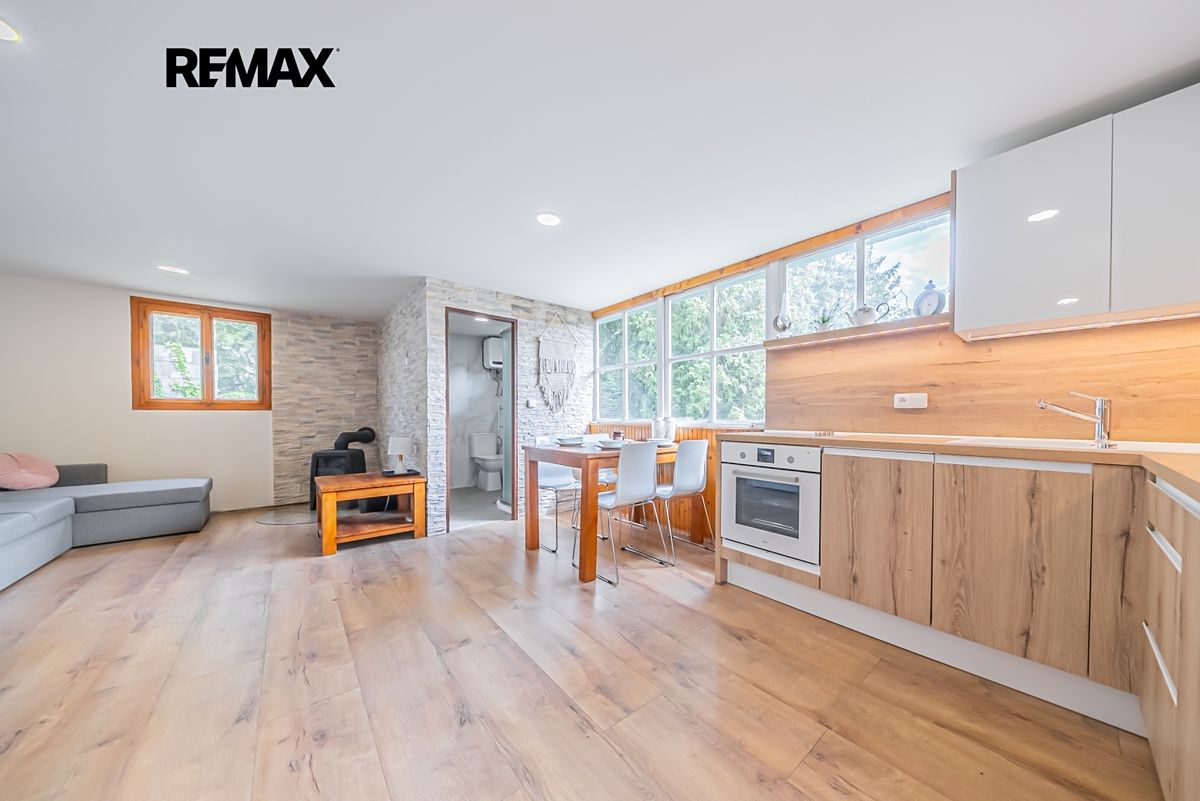 Prodej chaty 25 m², pozemek 34 m² – fotografie 2